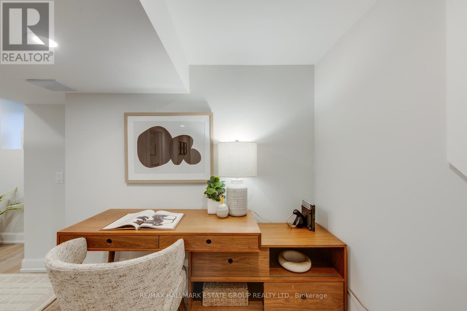 570 Indian Road, Toronto, Ontario  M6P 2C2 - Photo 39 - W12194700