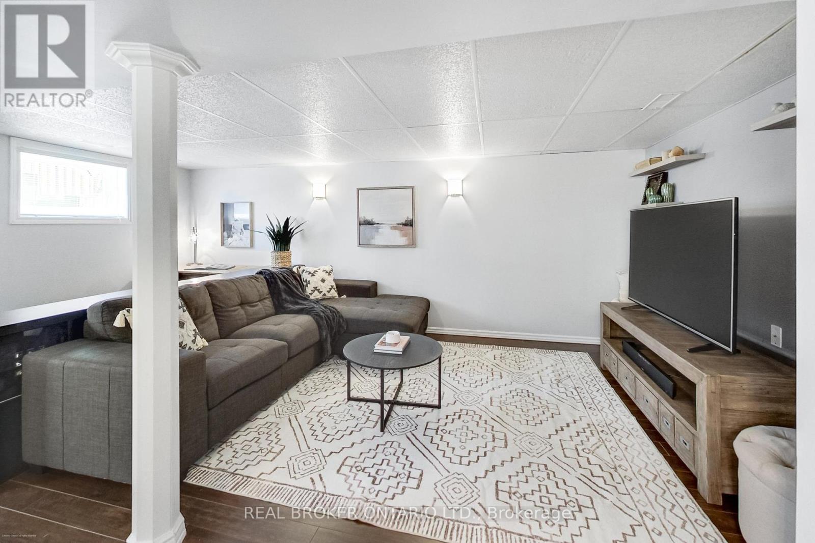 9 Craiglee Drive, Toronto (Birchcliffe-Cliffside), Ontario  M1N 2L7 - Photo 22 - E12197104