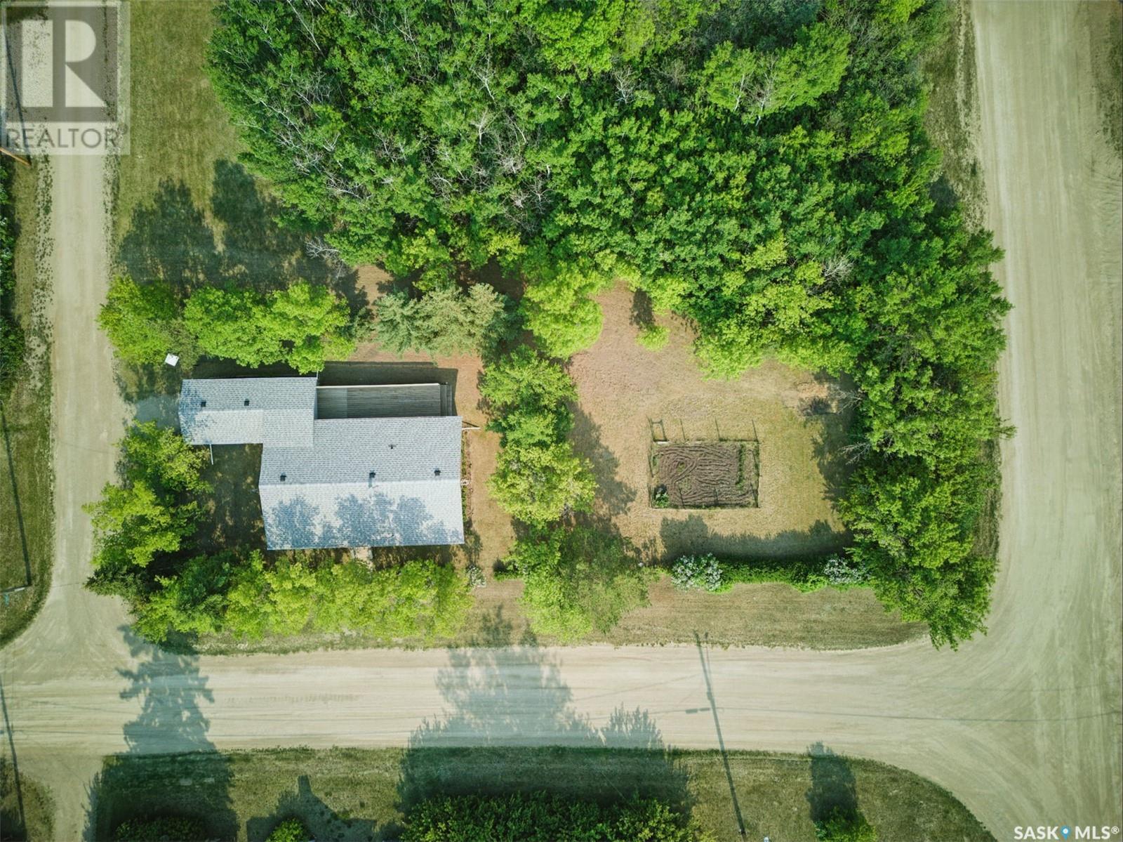 301 Cumming Avenue, Manitou Beach, Saskatchewan  S0K 4T1 - Photo 2 - SK008213