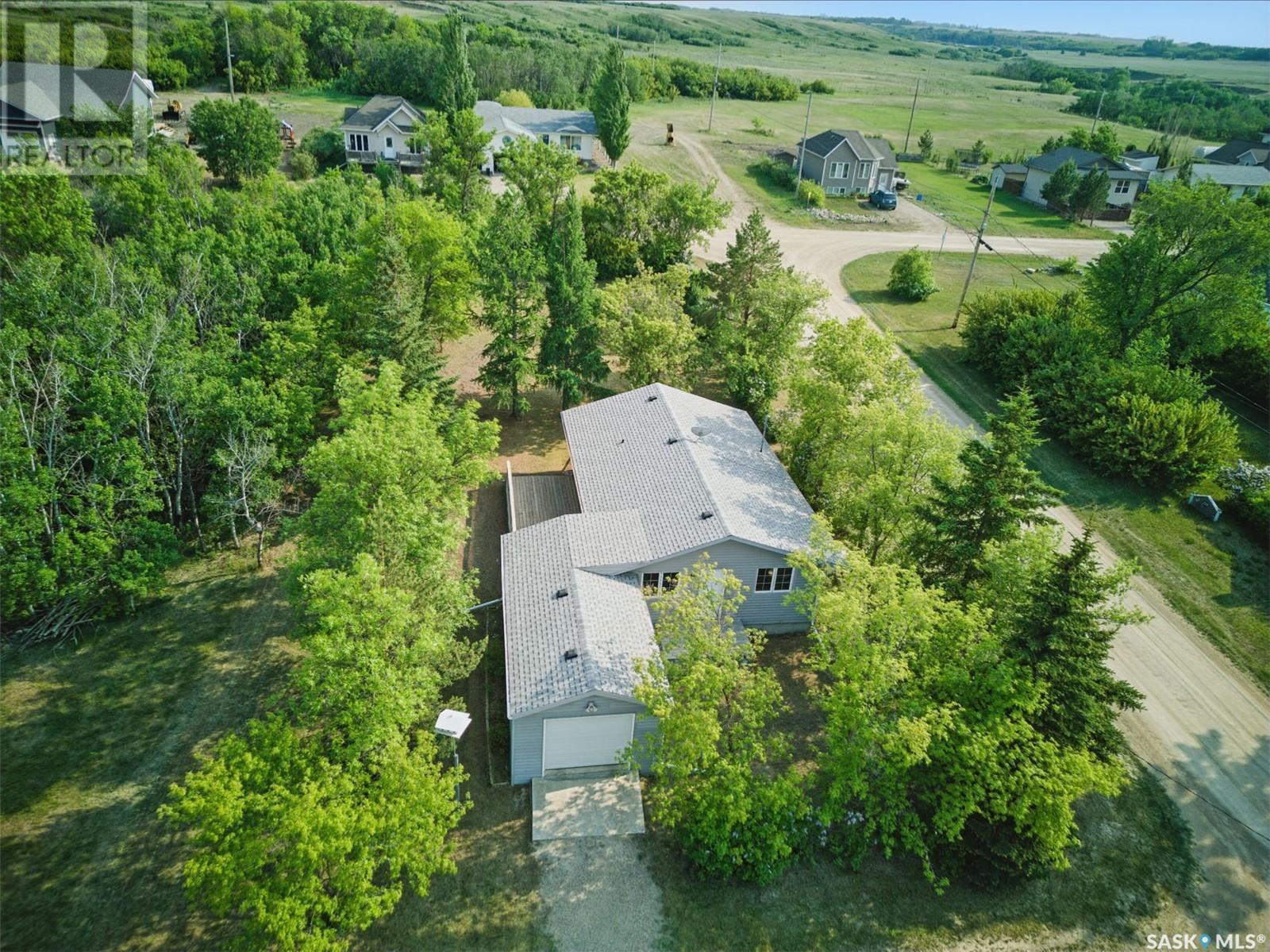 301 Cumming Avenue, Manitou Beach, Saskatchewan  S0K 4T1 - Photo 3 - SK008213