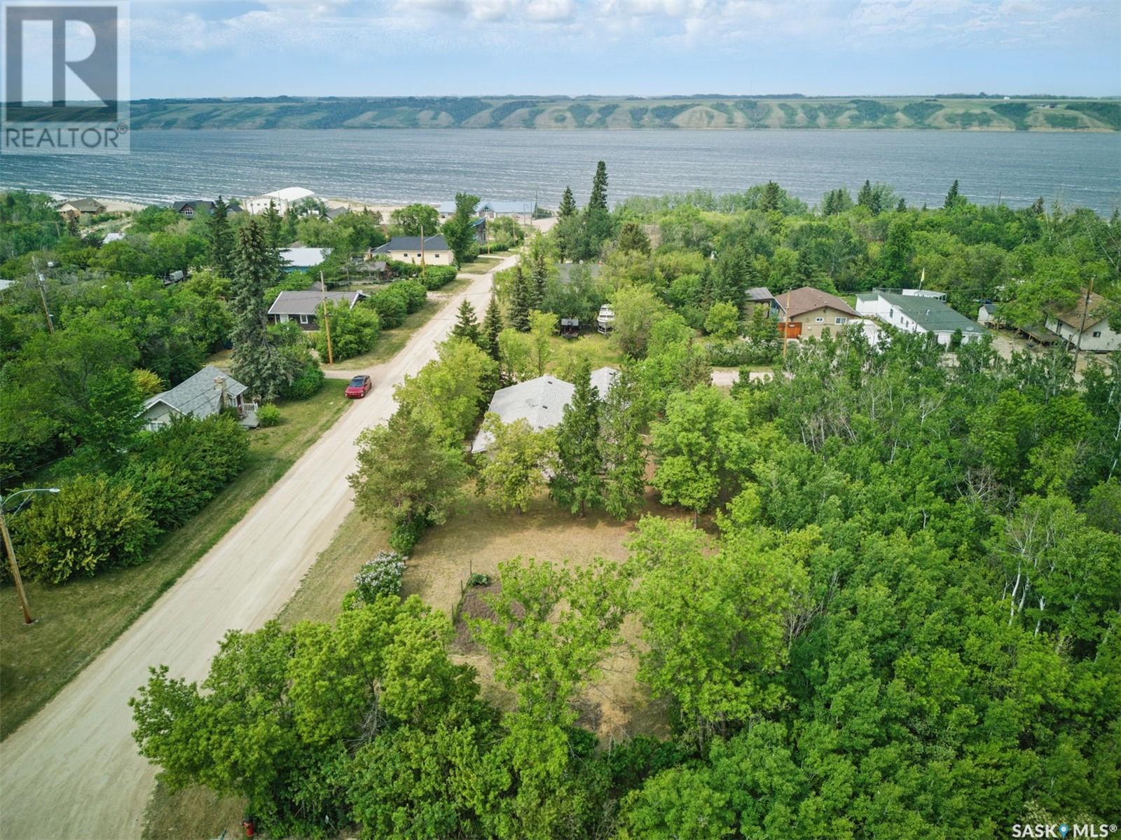 301 Cumming Avenue, Manitou Beach, Saskatchewan  S0K 4T1 - Photo 31 - SK008213