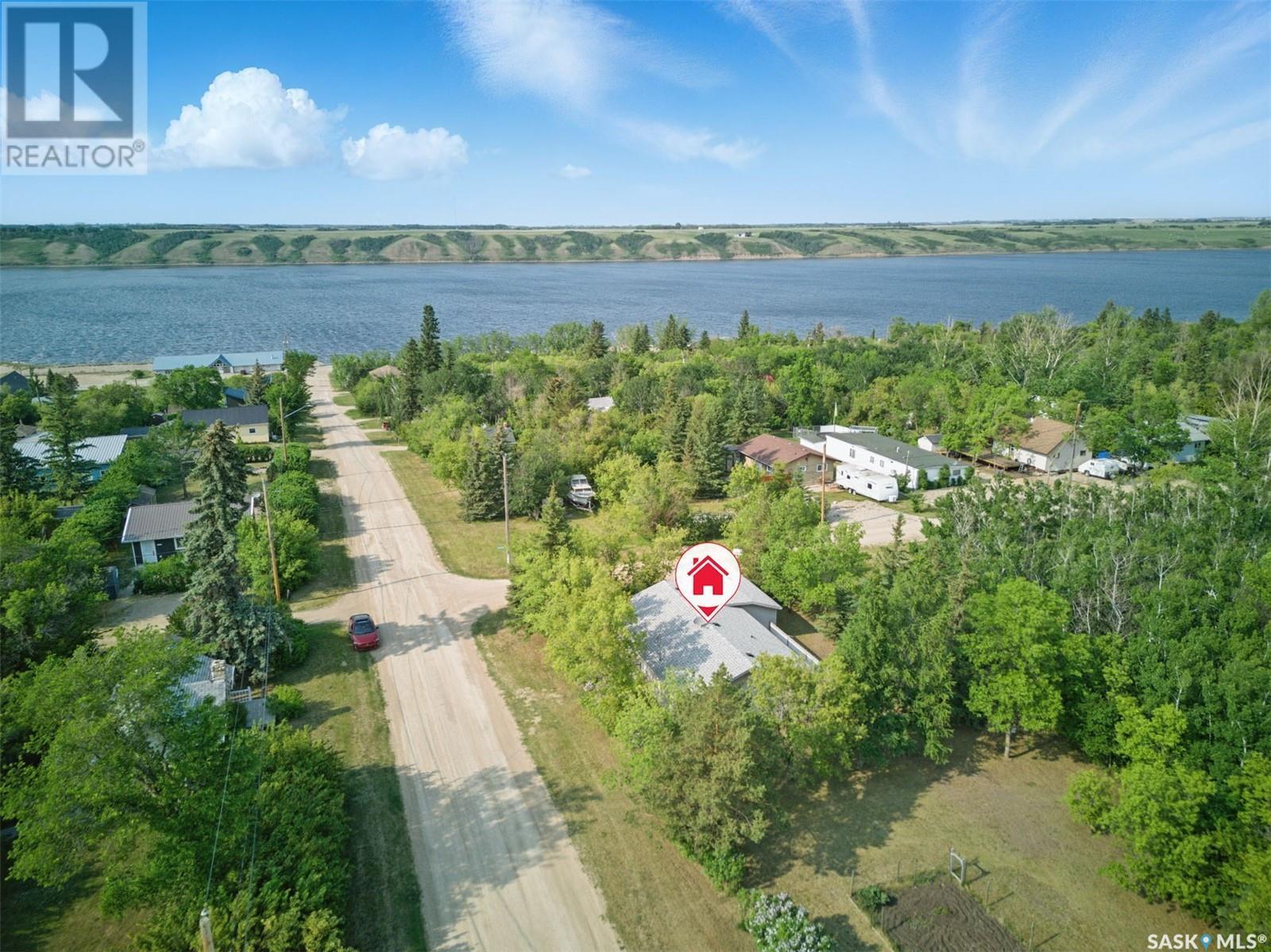 301 Cumming Avenue, Manitou Beach, Saskatchewan  S0K 4T1 - Photo 39 - SK008213