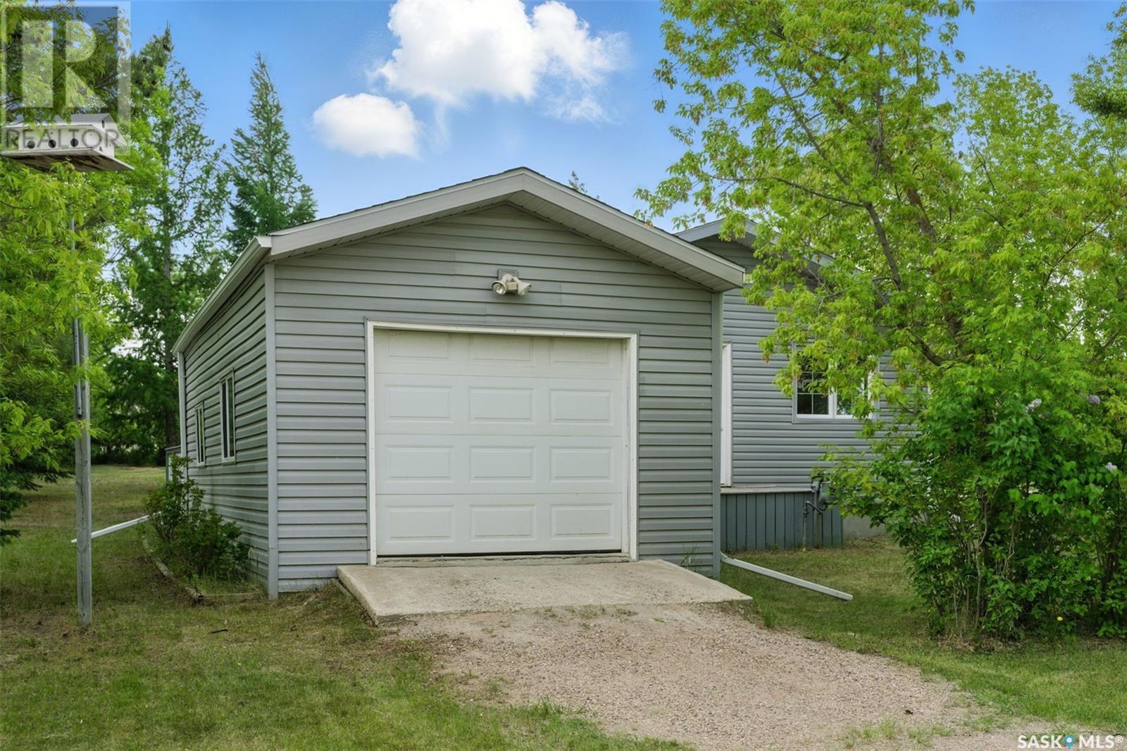 301 Cumming Avenue, Manitou Beach, Saskatchewan  S0K 4T1 - Photo 40 - SK008213