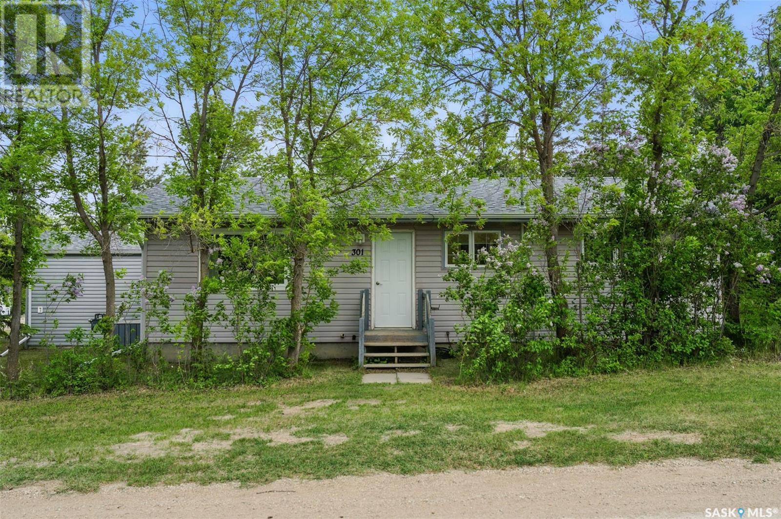 301 Cumming Avenue, Manitou Beach, Saskatchewan  S0K 4T1 - Photo 5 - SK008213