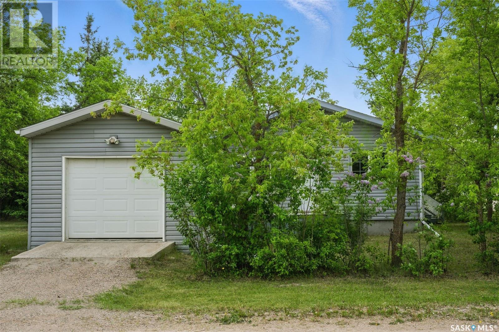 301 Cumming Avenue, Manitou Beach, Saskatchewan  S0K 4T1 - Photo 7 - SK008213