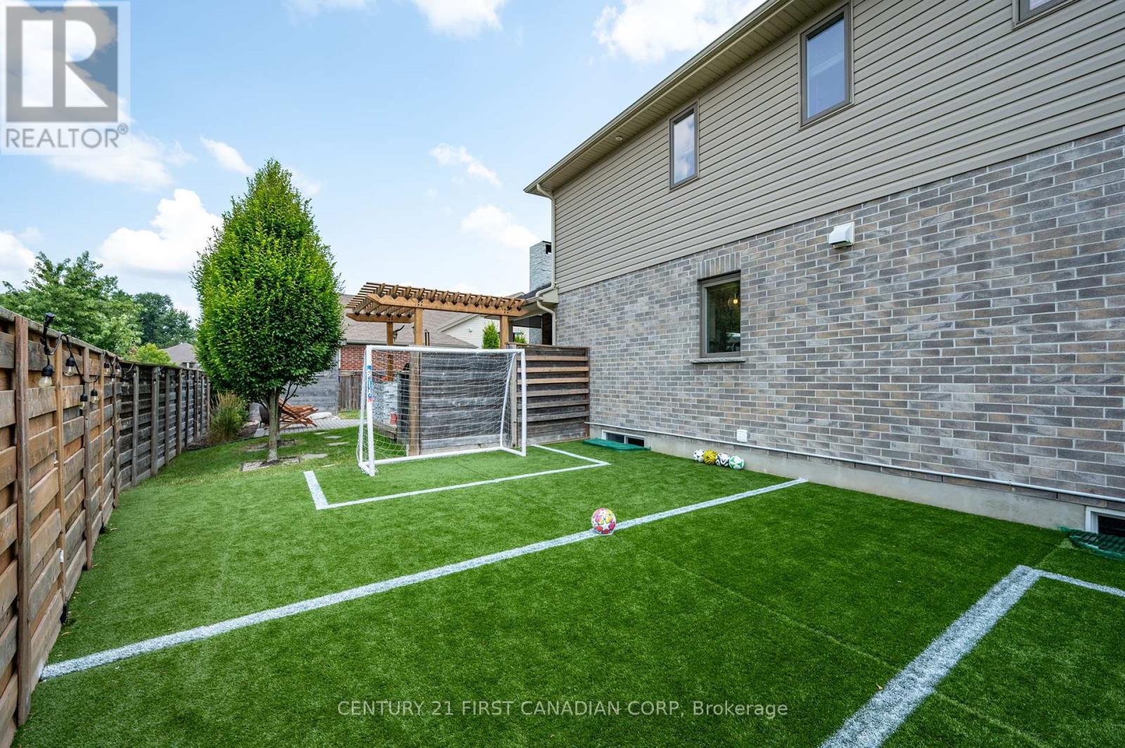 886 Foxcreek Road, London North (North S), Ontario  N6G 0J9 - Photo 34 - X12171281