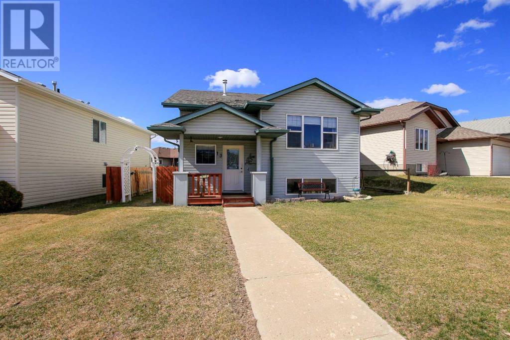 13 Rolling Hills Ridge, Blackfalds, Alberta
