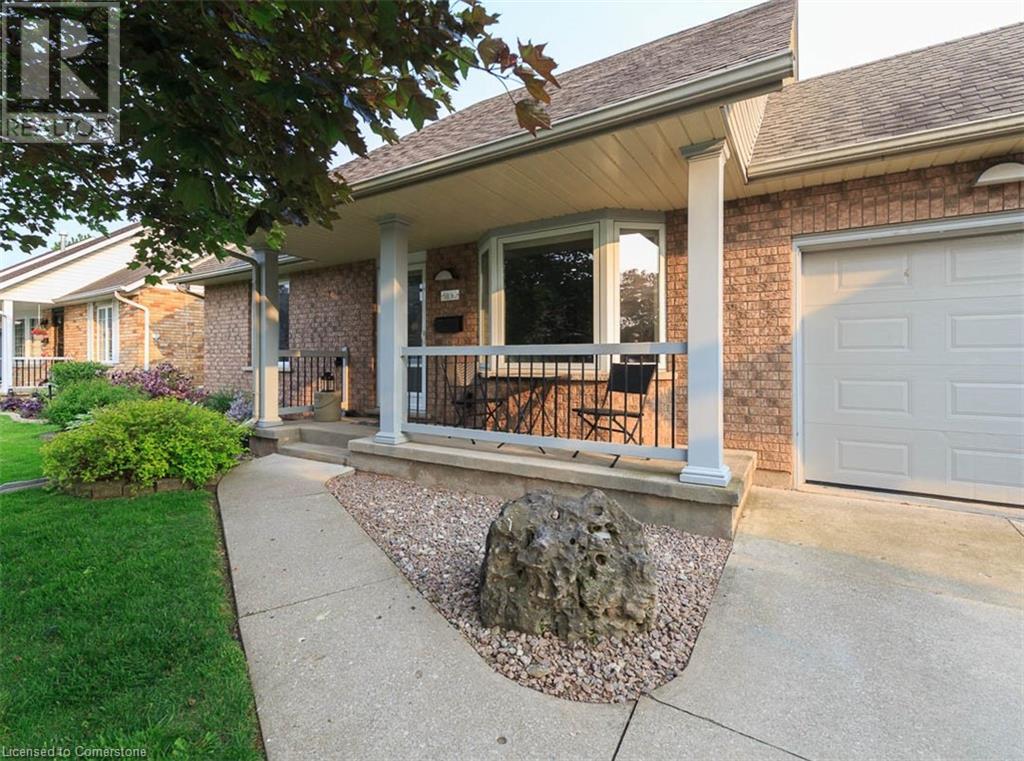 5130 Hawthorn Drive, Beamsville, Ontario  L3J 0J6 - Photo 2 - 40737334