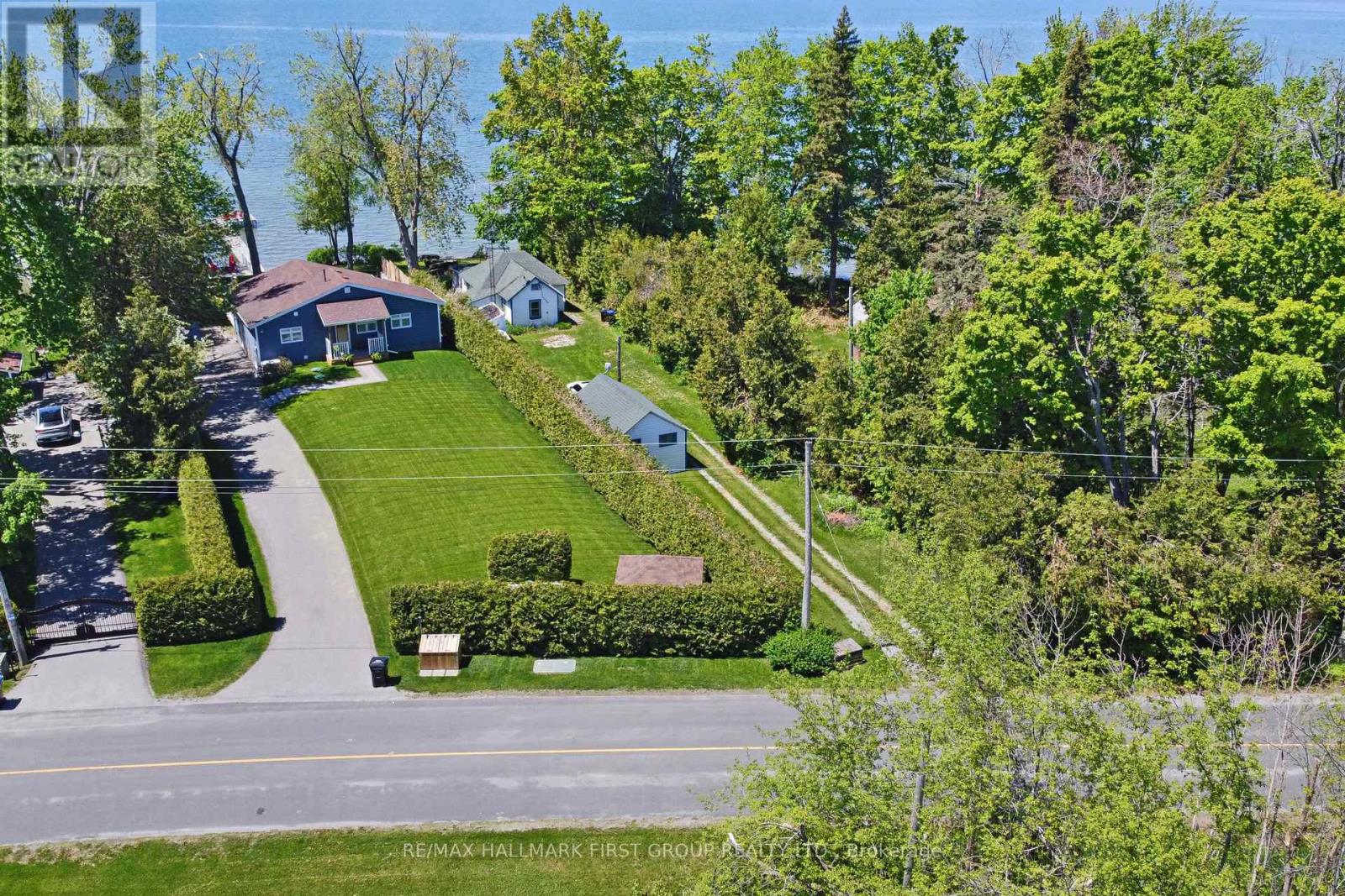 Property at 2196 LAKESHORE DRIVE image 4