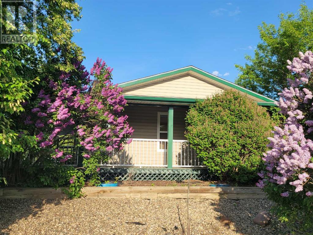 Property at 8401 94 Street image 2