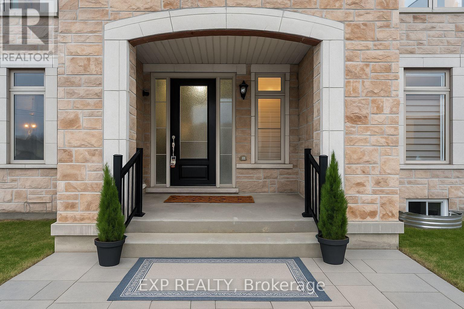 42 Prunella Crescent, East Gwillimbury, Ontario  L9N 0S7 - Photo 2 - N12147818