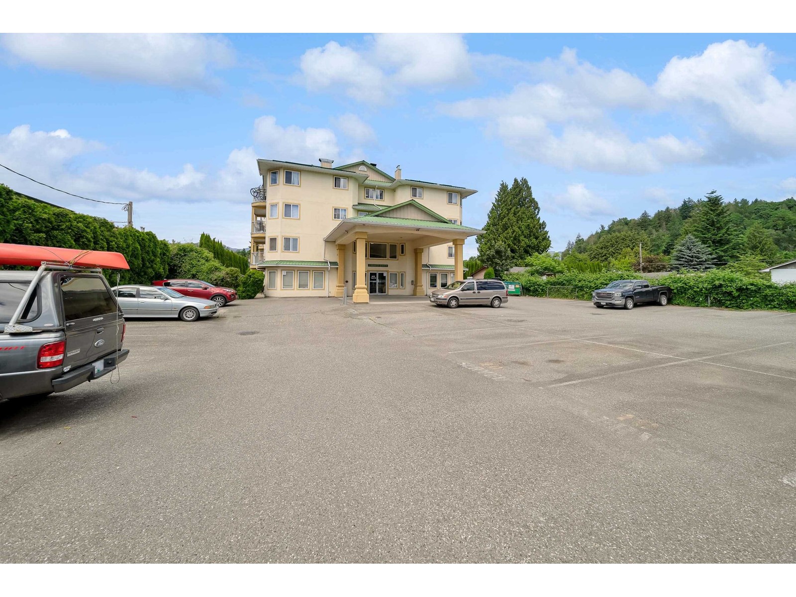 202 46777 Yale Road, Chilliwack Proper East, Chilliwack, British Columbia  V2P 2S3 - Photo 2 - R3009983