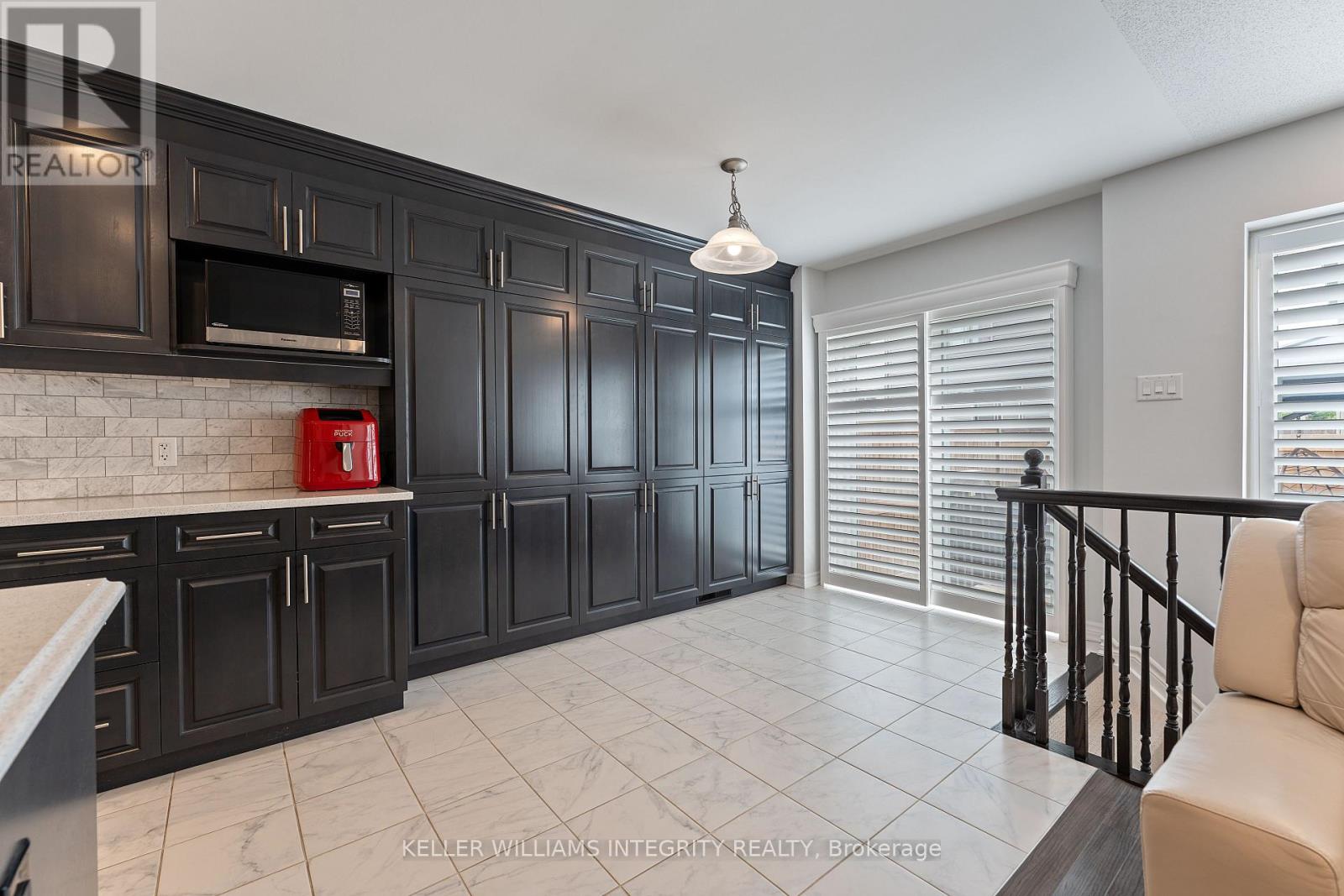 322 Lipizzaner Street, Ottawa, Ontario  K2S 0X9 - Photo 4 - X12197123