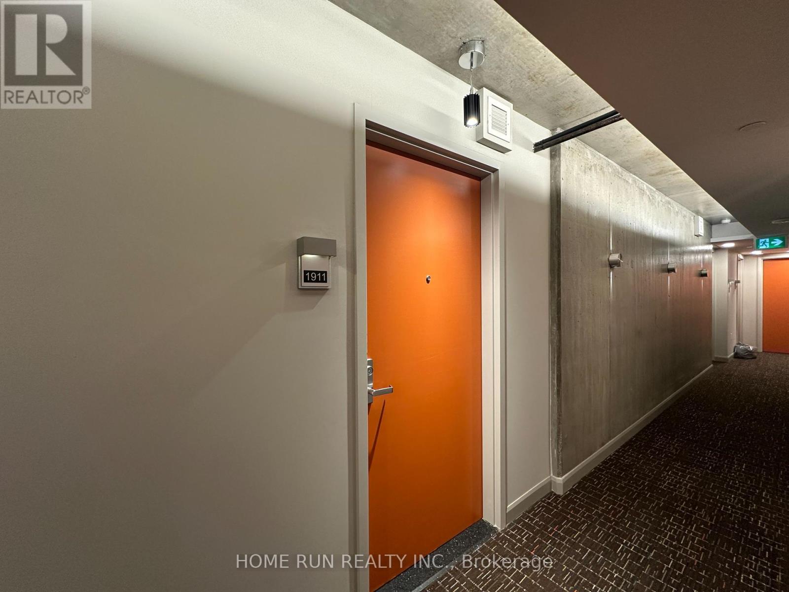 Property at 1911 - 105 CHAMPAGNE AVENUE image 3