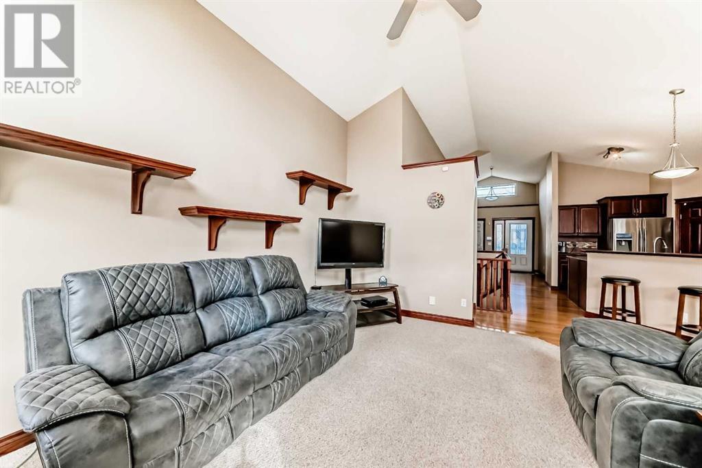227 Hawkmere View, Chestermere, Alberta  T1X 1T8 - Photo 21 - A2207315