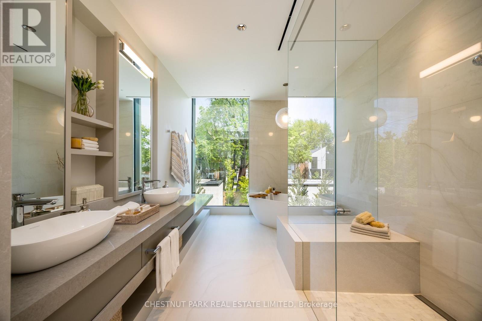 50 Teddington Park Avenue, Toronto, Ontario  M4N 2C6 - Photo 27 - C12197126