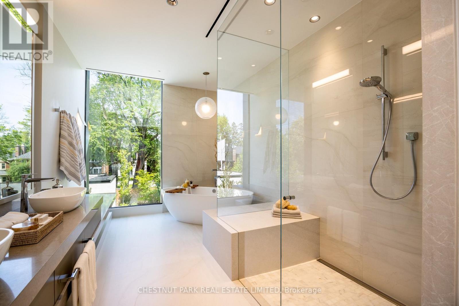 50 Teddington Park Avenue, Toronto, Ontario  M4N 2C6 - Photo 29 - C12197126