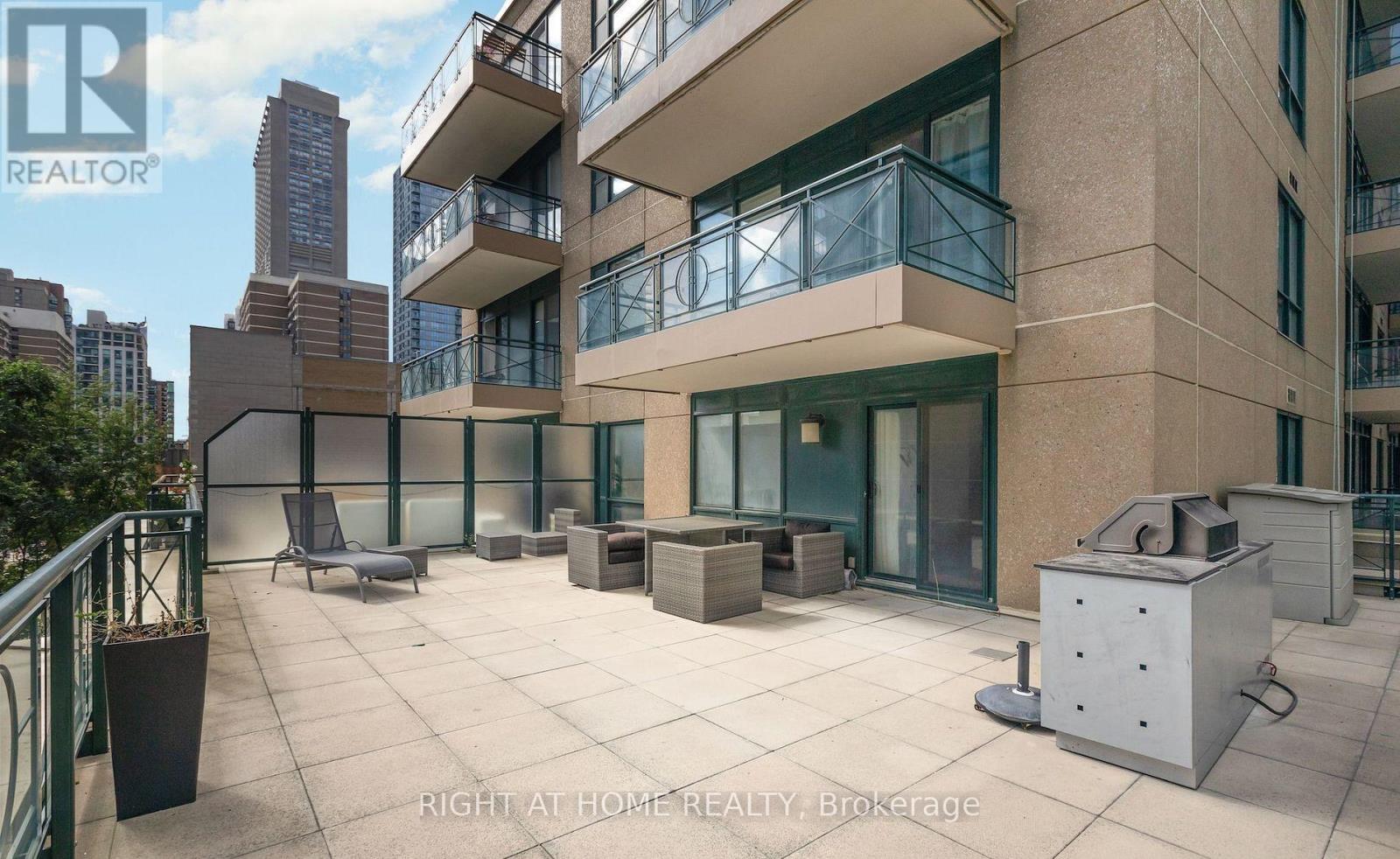 517 - 35 Hayden Street, Toronto, Ontario  M4Y 3C3 - Photo 1 - C12197140