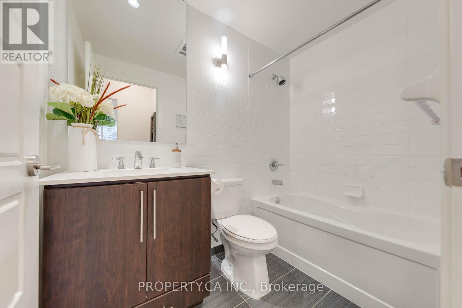 1507 - 28 Linden Street, Toronto, Ontario  M4Y 0A4 - Photo 8 - C12197160