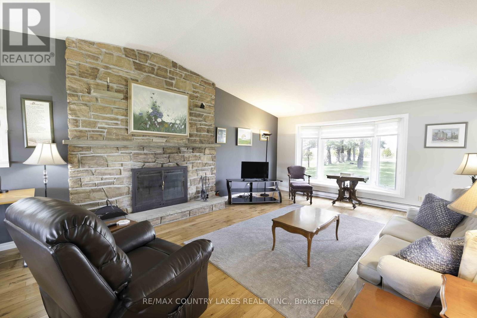 1389 Canal Road, Ramara, Ontario  L0K 1B0 - Photo 6 - S12131103
