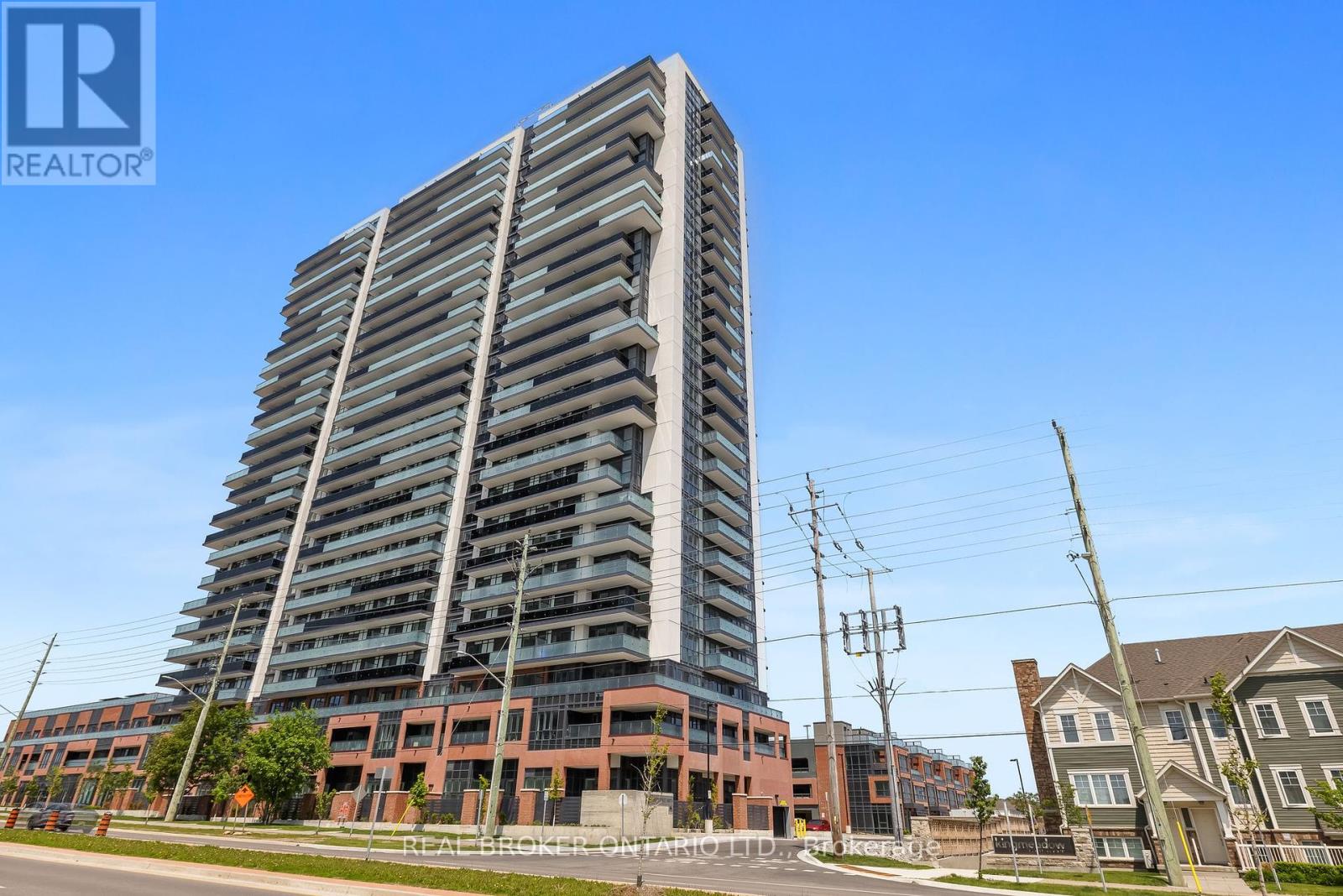 524 - 2425 SIMCOE STREET N, Oshawa, Ontario