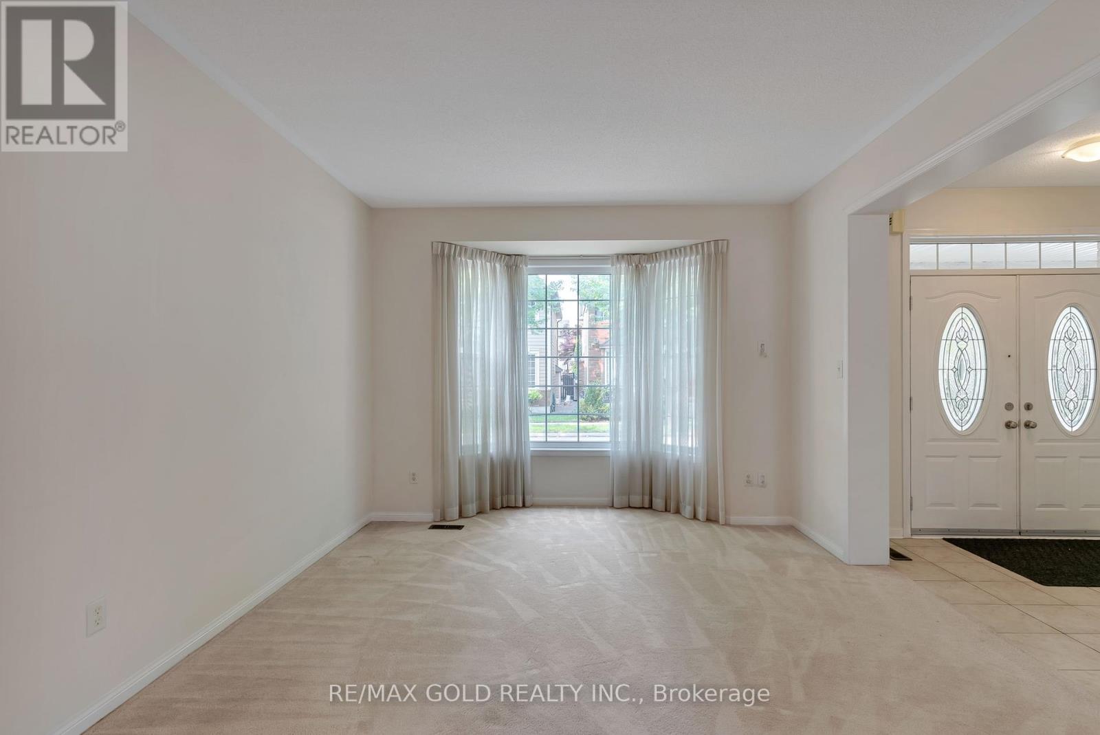 15 Bittersweet Street, Markham, Ontario  L6B 1L6 - Photo 11 - N12197136