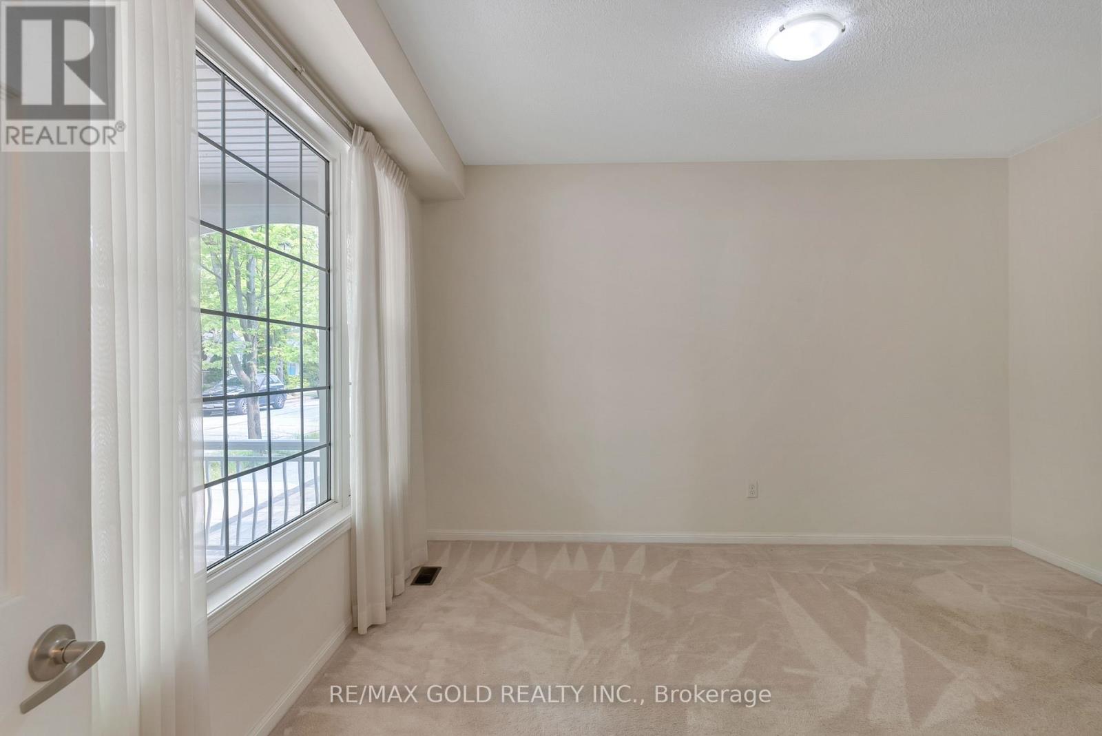 15 Bittersweet Street, Markham, Ontario  L6B 1L6 - Photo 9 - N12197136