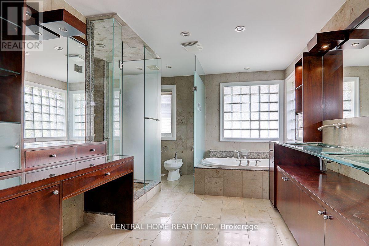 134 Bradgate Drive, Markham, Ontario  L3T 7M2 - Photo 21 - N12197152