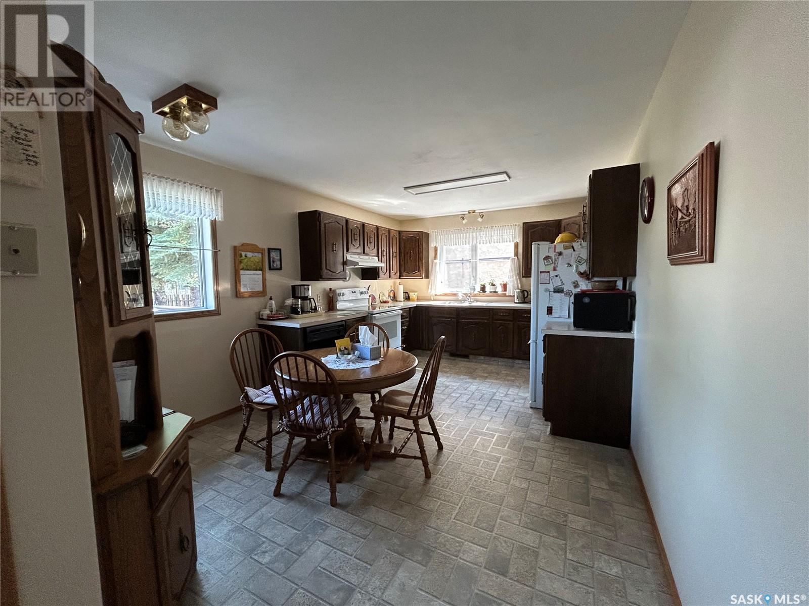 747 Golburn Crescent, Tisdale, Saskatchewan  S0E 1T0 - Photo 10 - SK008251