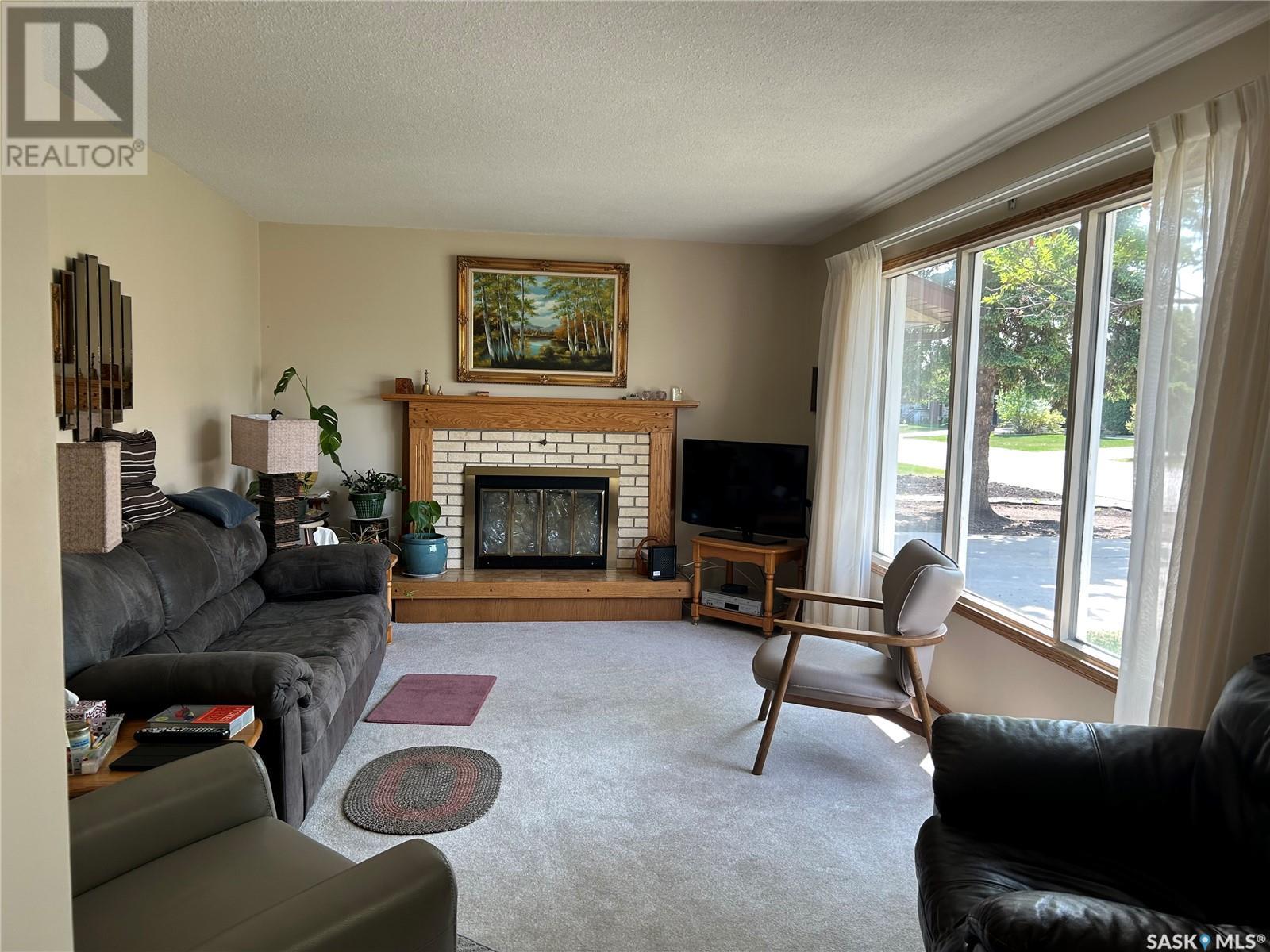 747 Golburn Crescent, Tisdale, Saskatchewan  S0E 1T0 - Photo 9 - SK008251