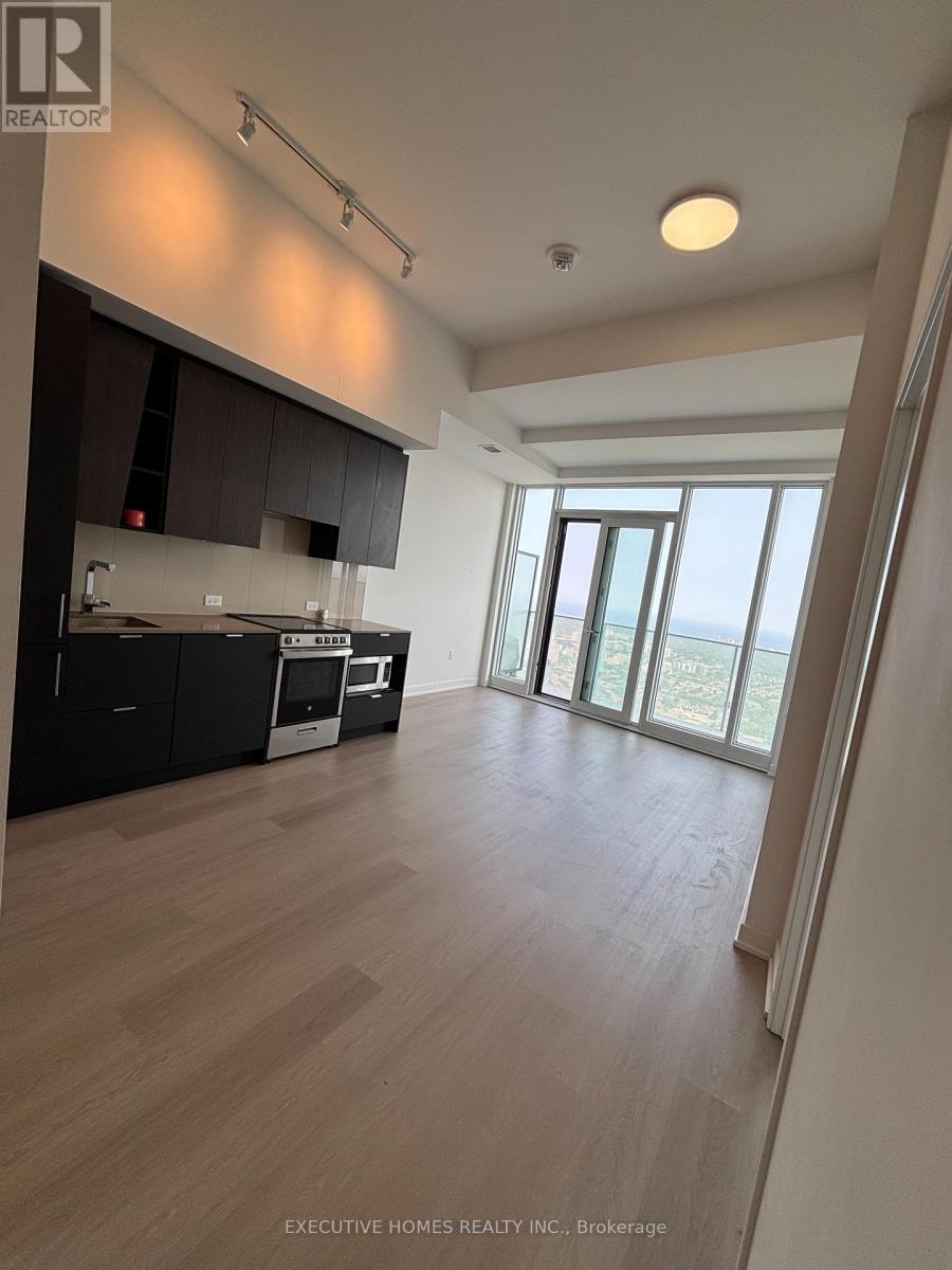 5904 - 3883 Quartz Road, Mississauga, Ontario  L5B 0M4 - Photo 2 - W12197141