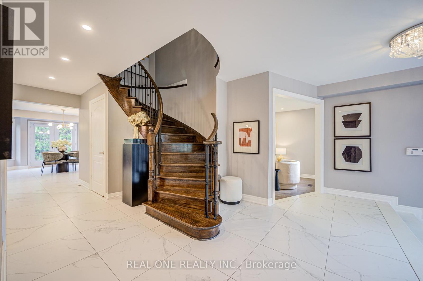 306 Northwood Drive, Oakville, Ontario  L6M 1M7 - Photo 24 - W12197145