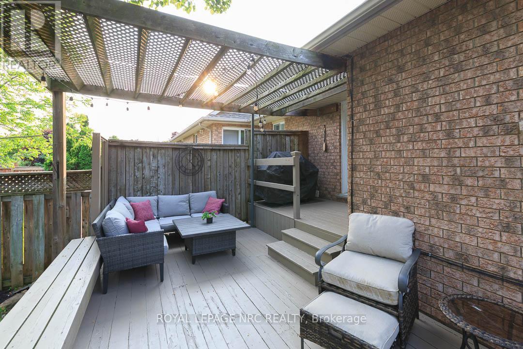 5130 Hawthorn Drive, Lincoln, Ontario  L3J 0J6 - Photo 27 - X12197155