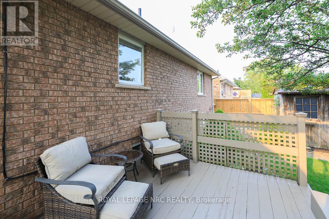 5130 Hawthorn Drive, Lincoln, Ontario  L3J 0J6 - Photo 28 - X12197155