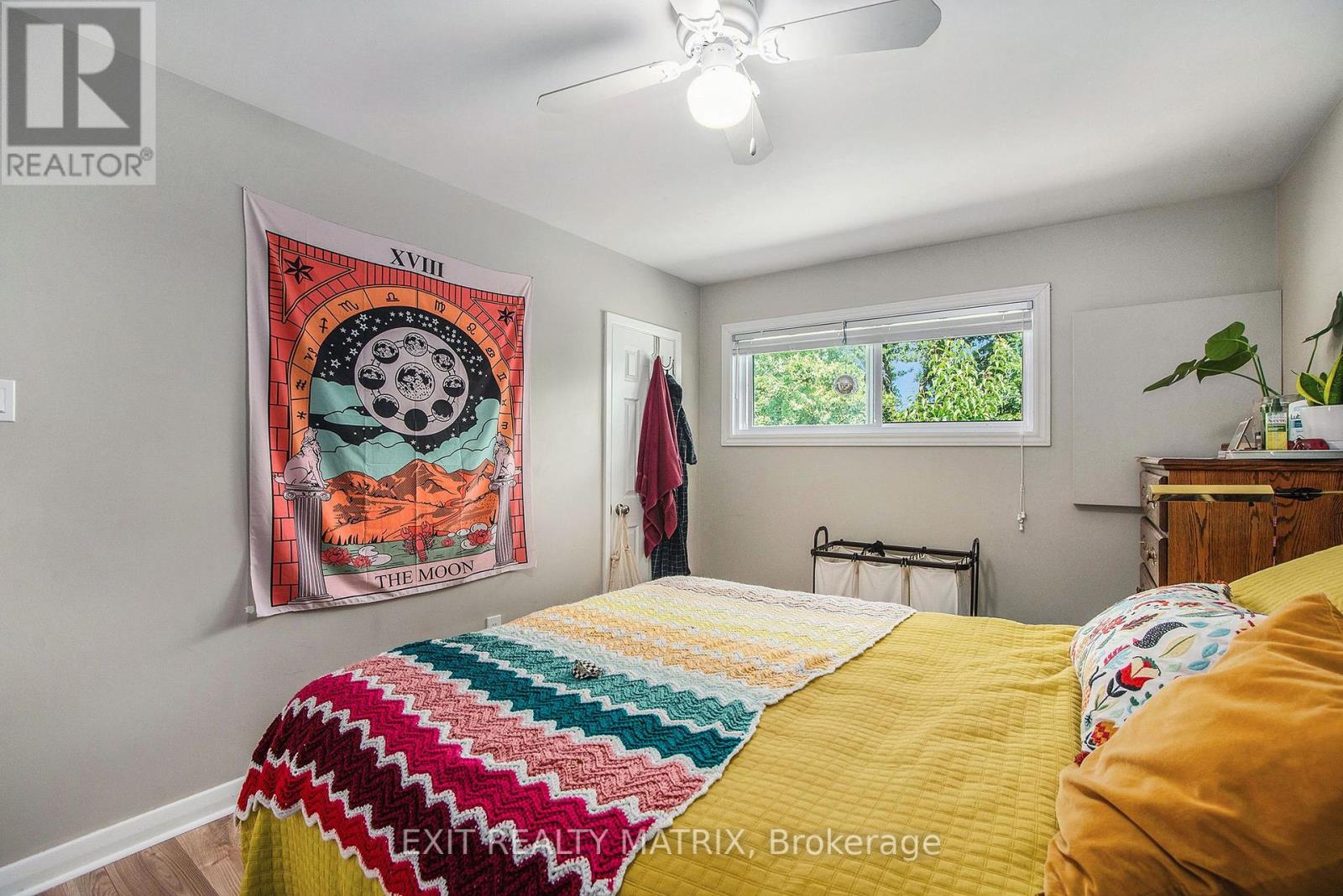 1303 Vancouver Avenue, Ottawa, Ontario  K1V 6T8 - Photo 12 - X12197180