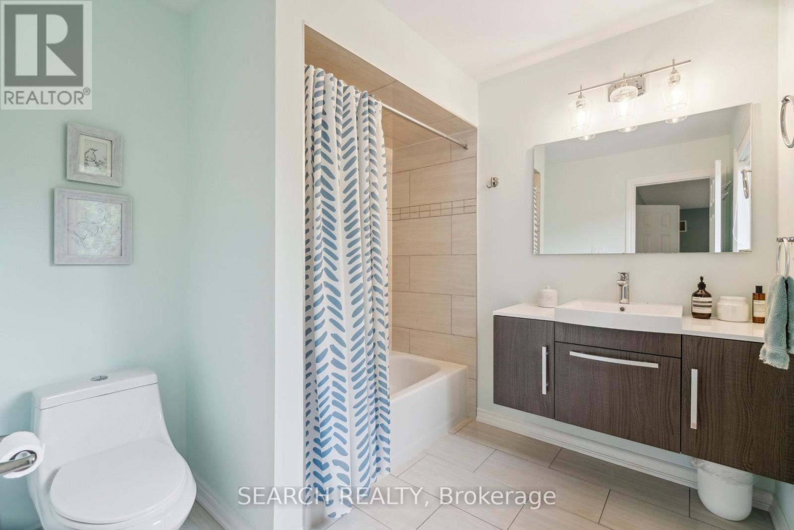 1150 Queen Street W, Mississauga, Ontario  L5H 4K2 - Photo 26 - W12196081