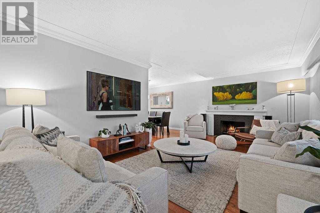 549 W 22nd Street, North Vancouver, British Columbia  V7M 2A6 - Photo 7 - R3011679