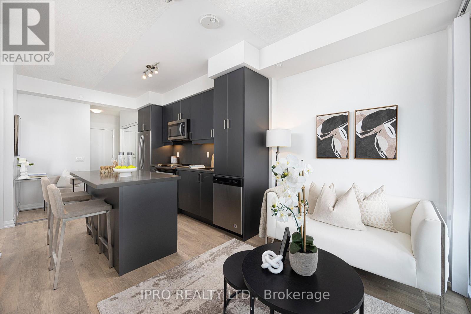 809 - 7895 JANE STREET, Vaughan, Ontario