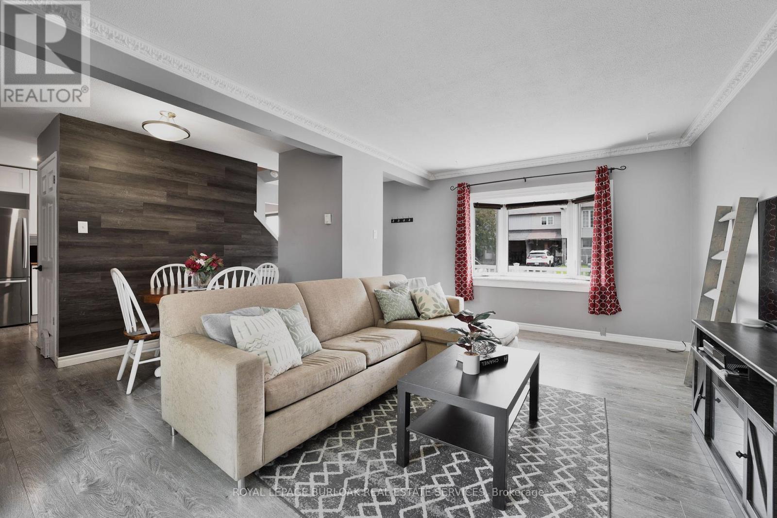 25 Jason Square, Brampton, Ontario  L7S 2L6 - Photo 8 - W12197168