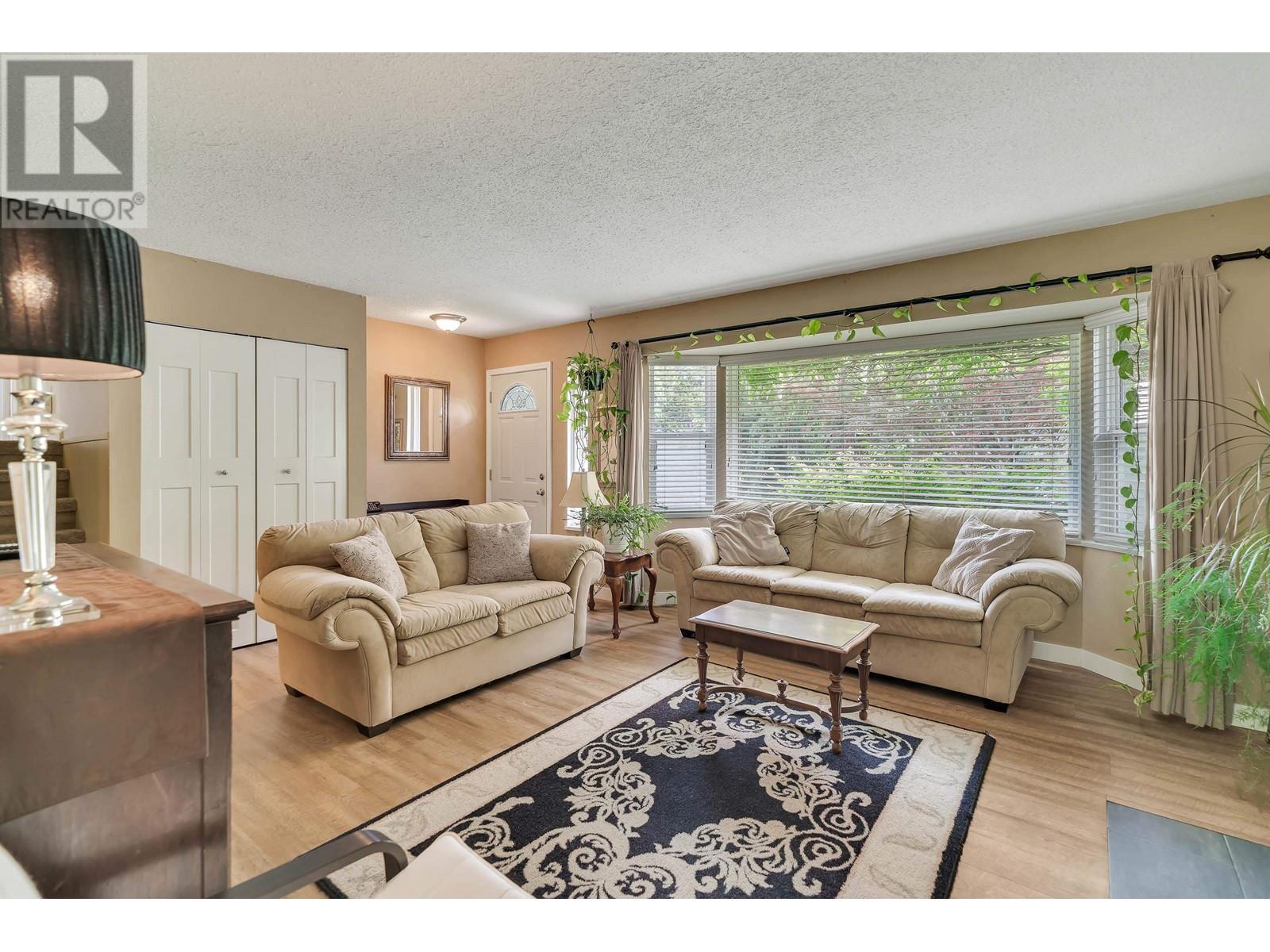 21149 Glenwood Avenue, Maple Ridge, British Columbia  V2X 8L1 - Photo 5 - R3011291
