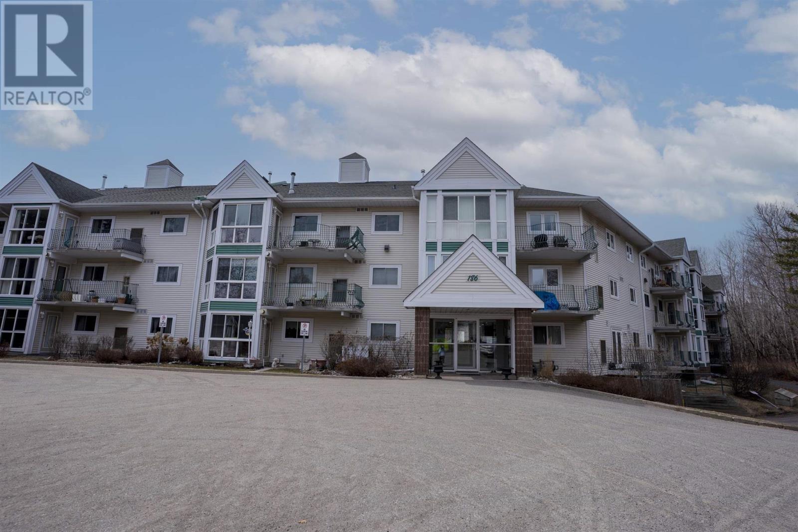 114 186 Algoma St N, Thunder Bay, Ontario  P7A 5A1 - Photo 1 - TB250878