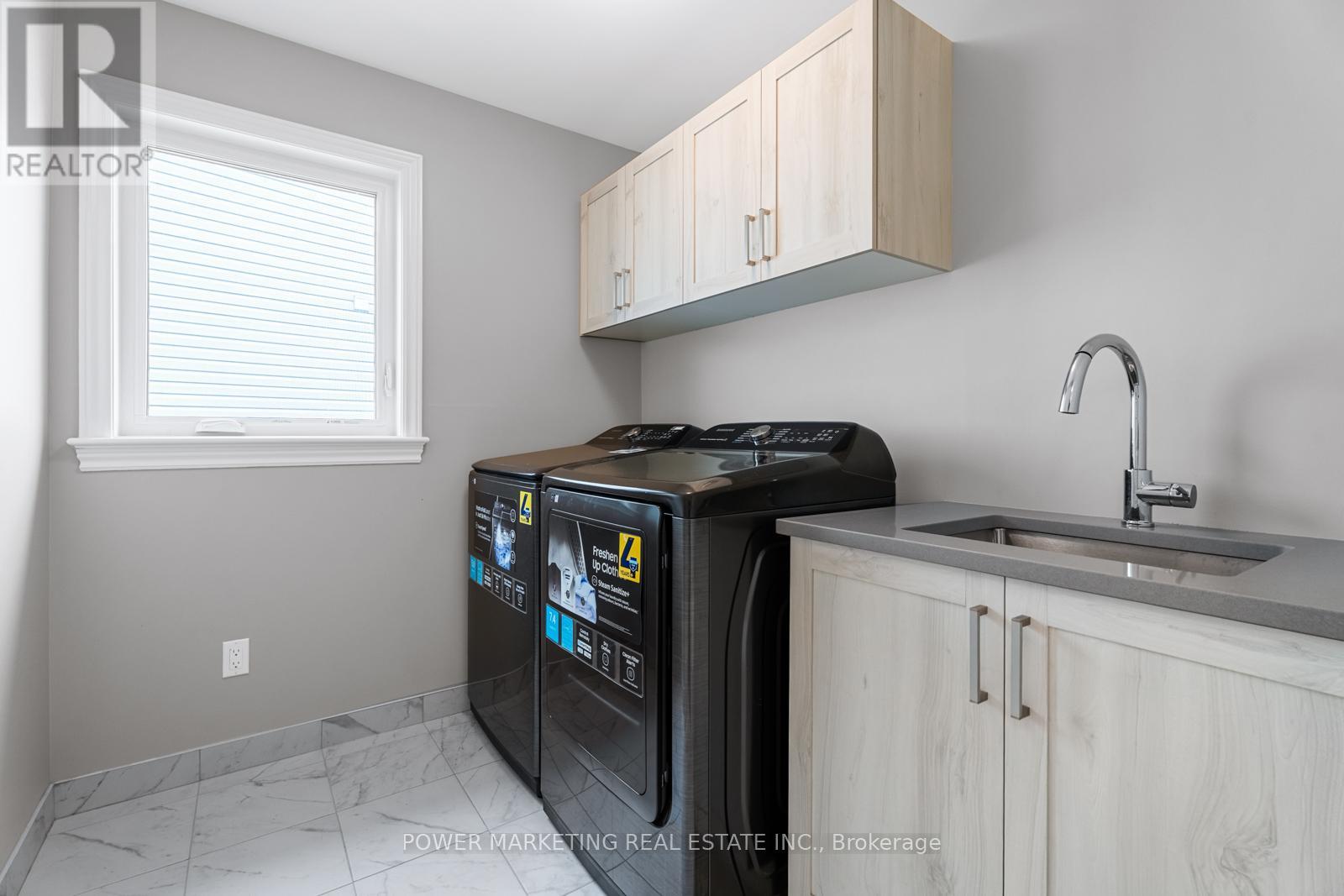 848 Snowdrop Crescent, Ottawa, Ontario  K1T 0X7 - Photo 31 - X12197185