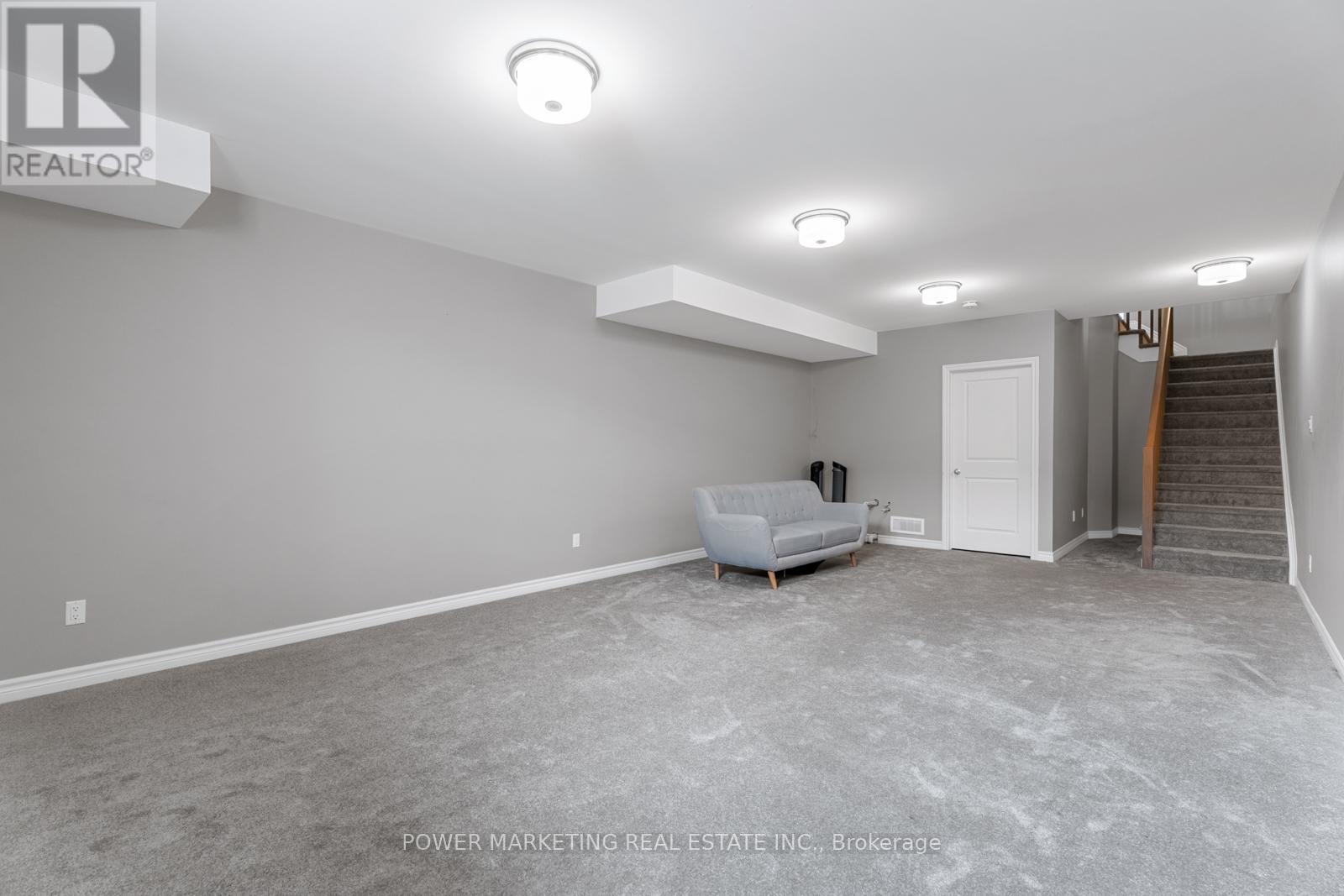 848 Snowdrop Crescent, Ottawa, Ontario  K1T 0X7 - Photo 33 - X12197185