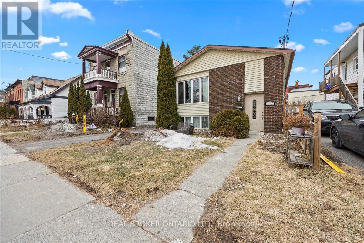 161 Guigues Avenue, Ottawa, Ontario  K1N 5J1 - Photo 2 - X12197229
