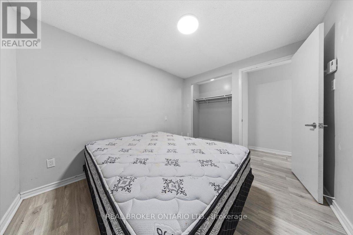 161 Guigues Avenue, Ottawa, Ontario  K1N 5J1 - Photo 5 - X12197229
