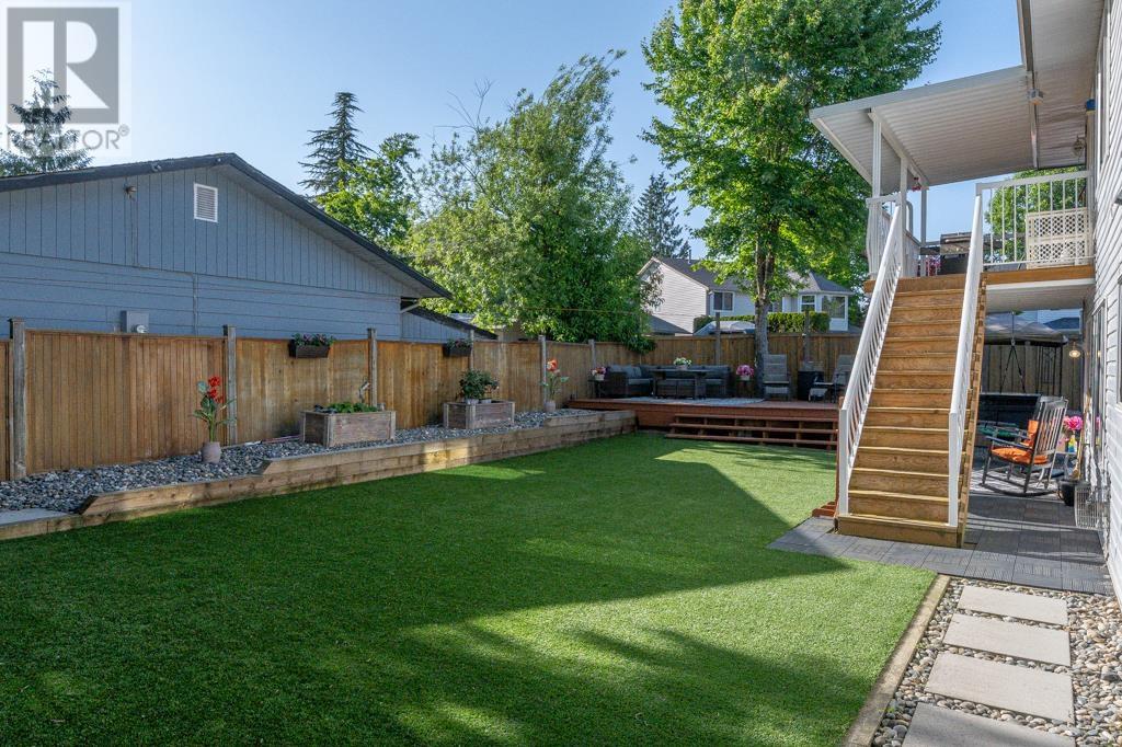 Property at 12067 248A STREET image 3