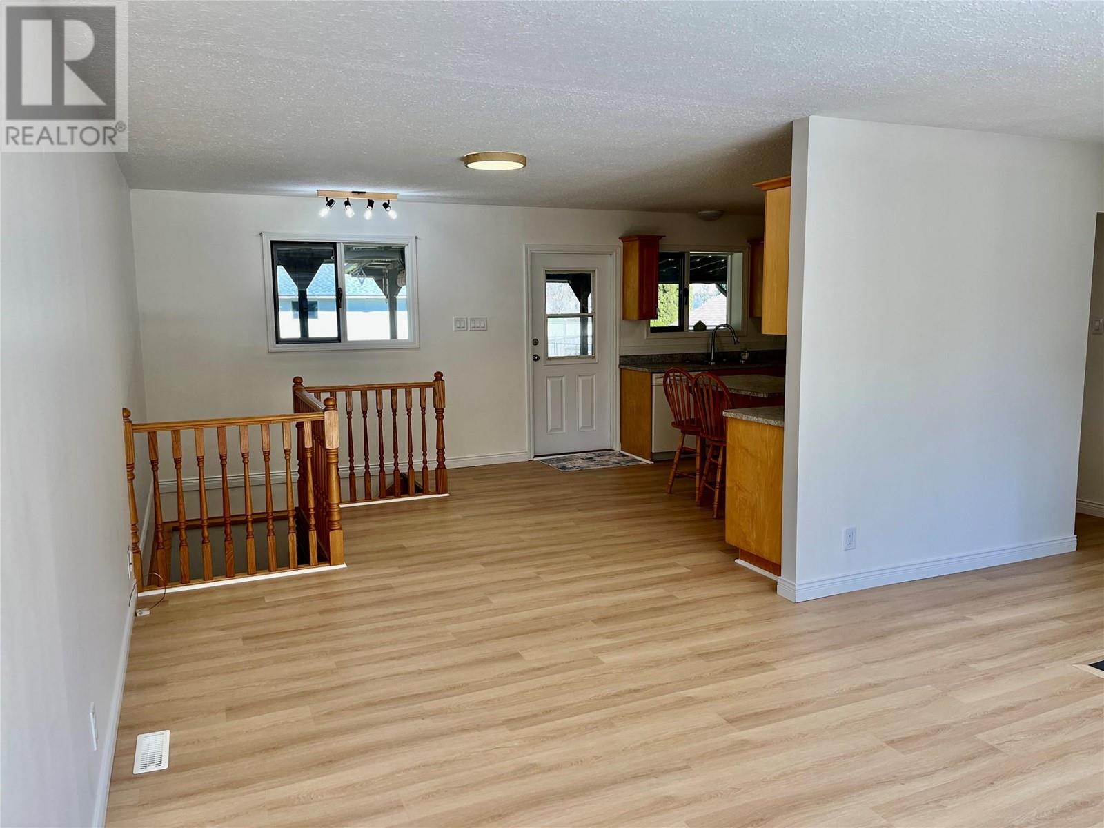 914 Rauma Crescent, Sicamous, British Columbia  V0E 2V0 - Photo 21 - 10342016