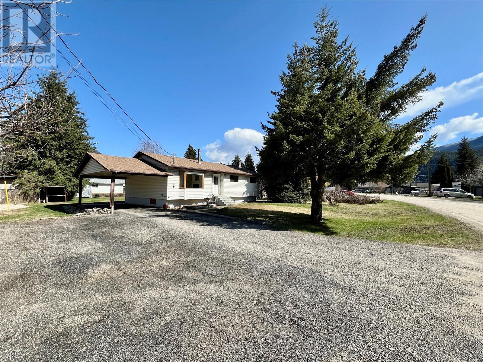 914 Rauma Crescent, Sicamous, British Columbia  V0E 2V0 - Photo 11 - 10342016