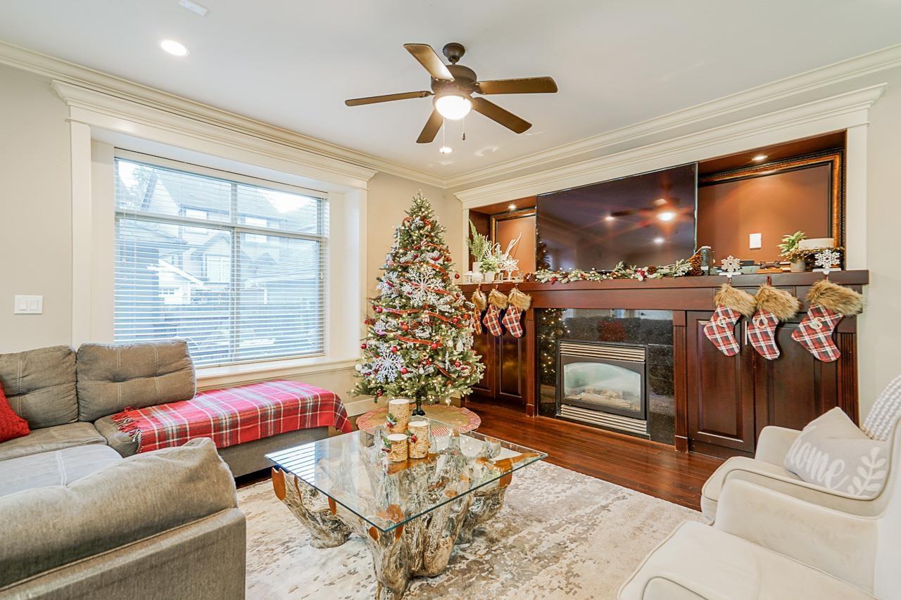 Property at 14636 36A AVENUE image 1