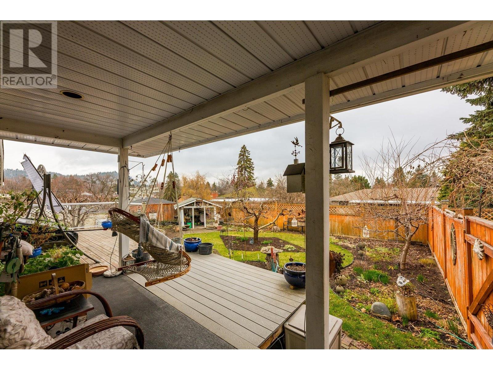 987 Garland Street, Kelowna, British Columbia  V1Y 3M9 - Photo 48 - 10340241